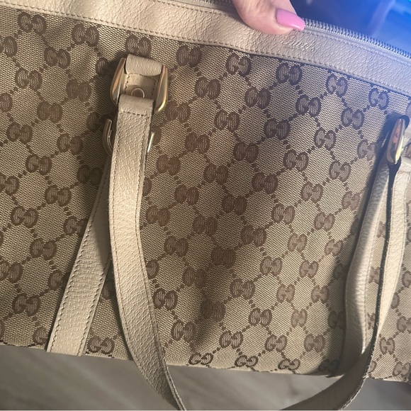 Authentic Gucci GG Canvas Tote Bag – Classic Monogram – Tan Leather Trim - Picture 11 of 15